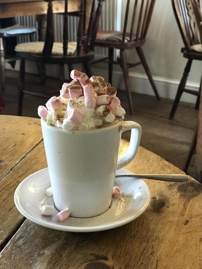 Lucy'S Tearoom Stow-on-the-Wold Kültér fotó