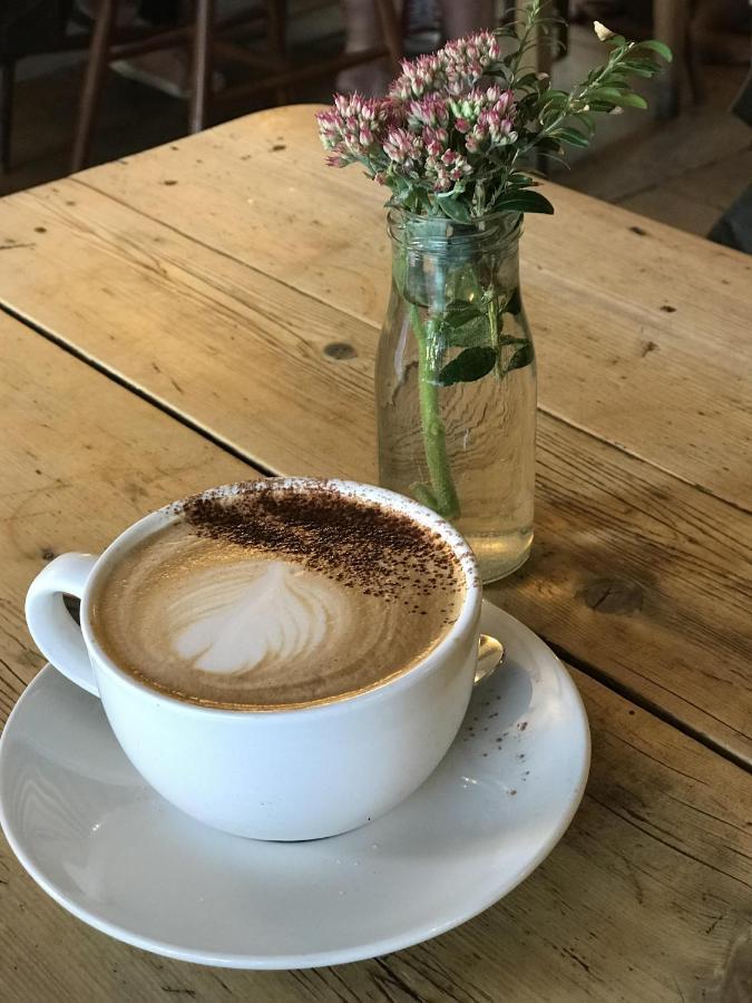Lucy'S Tearoom Stow-on-the-Wold Kültér fotó
